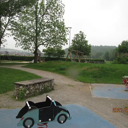 Сasa de vacaciones Am Park Diez